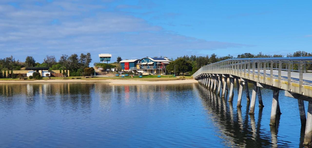 Beachcomber Holiday Units Lakes Entrance Exterior photo