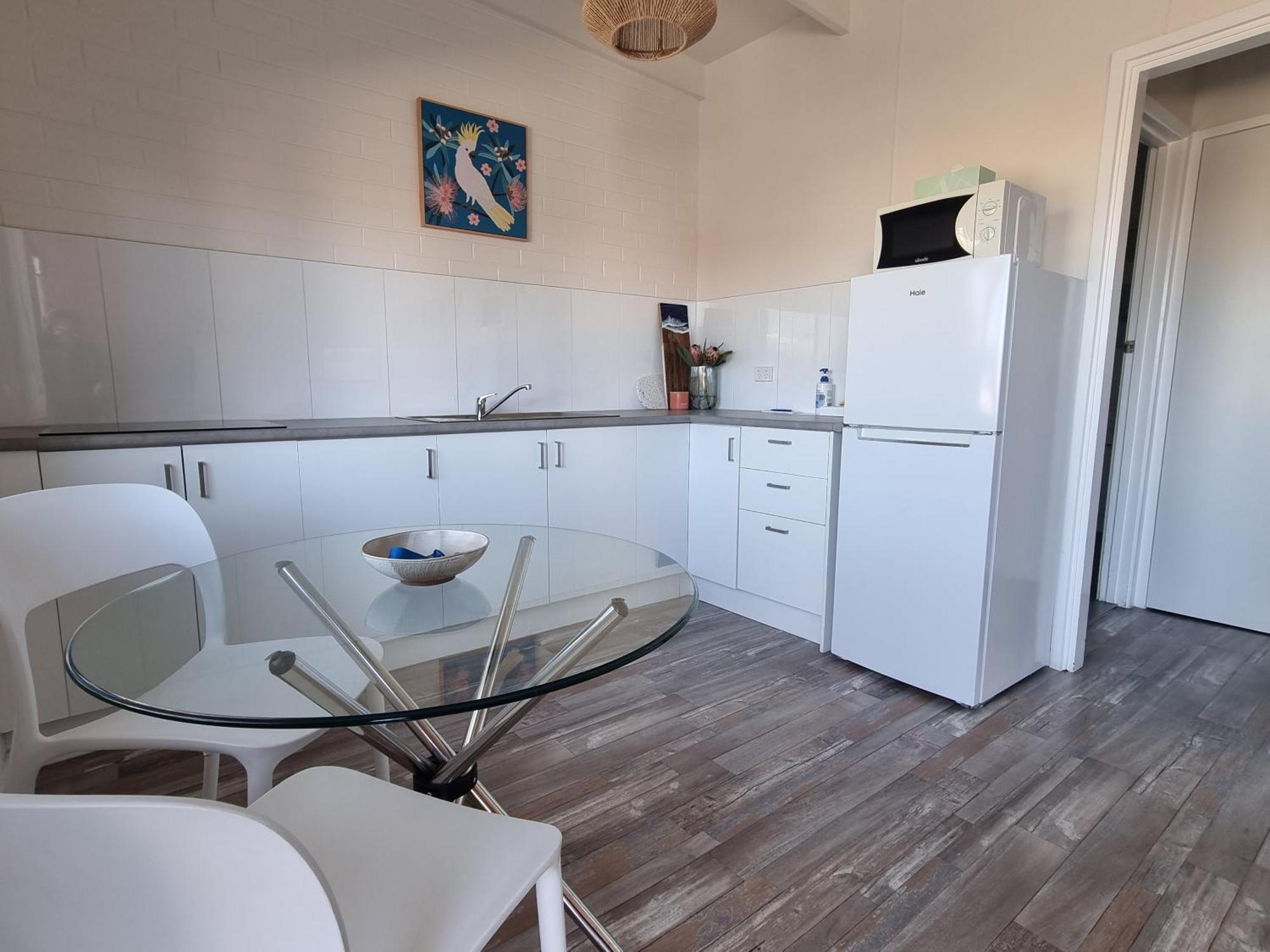 Beachcomber Holiday Units Lakes Entrance Room photo